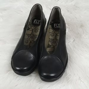 Fly london NWOT sz 38 black yoko wedge court shoe
